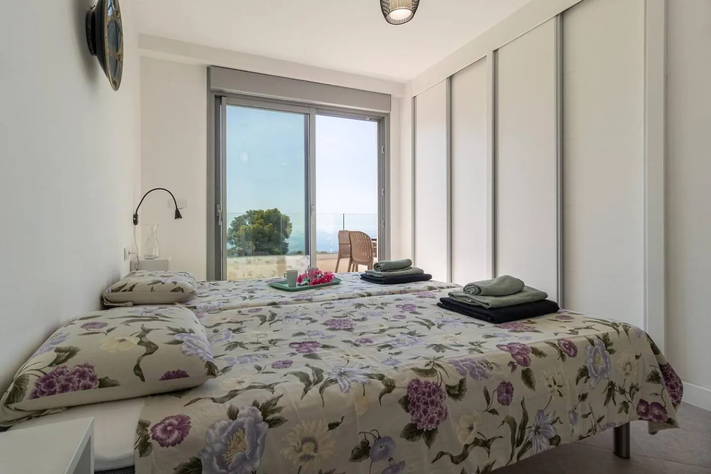 Seaview 3-Bed Flat With 2 Terraces Mijas Pueblo Apartment
