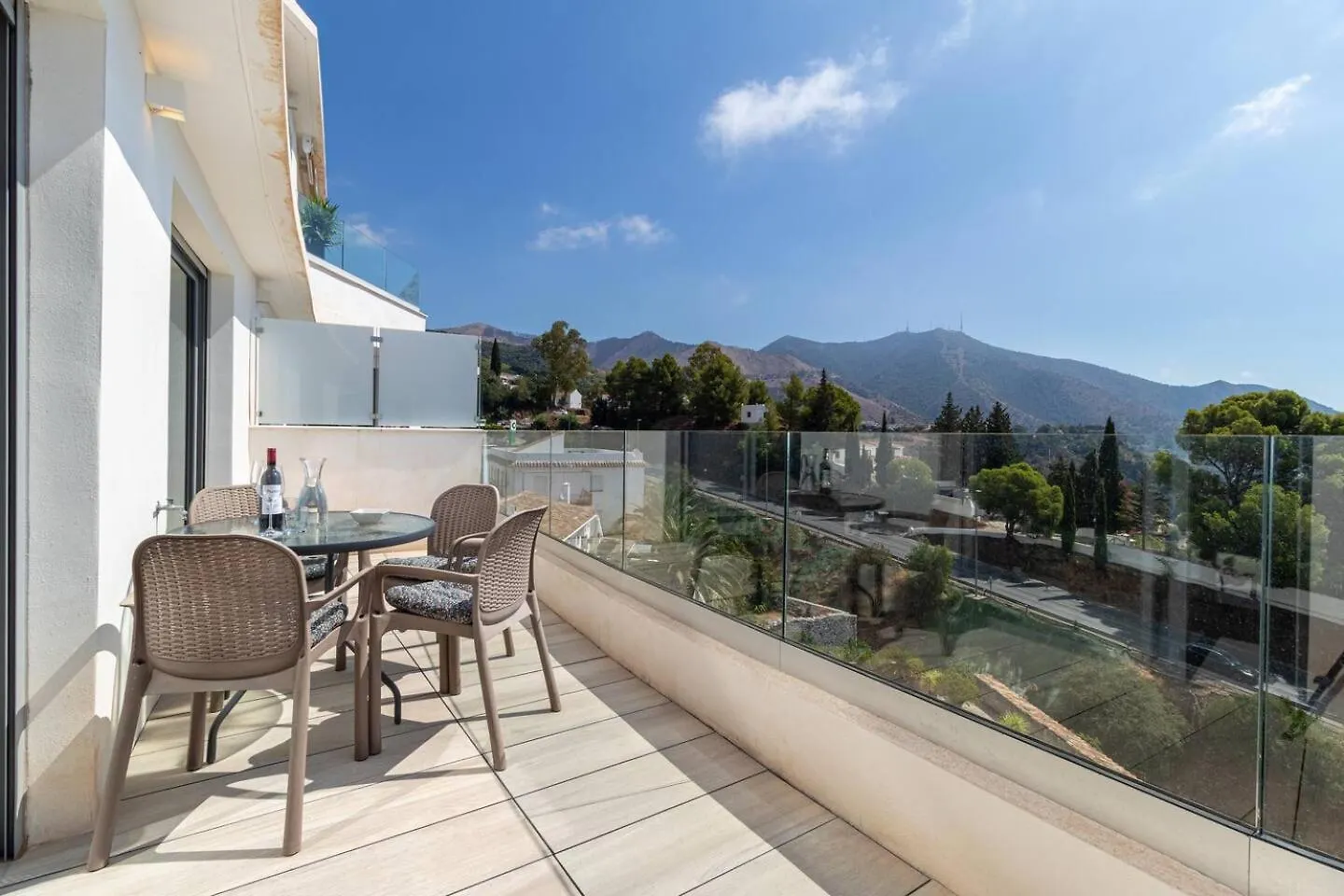 Seaview 3-Bed Flat With 2 Terraces Mijas Pueblo Apartment