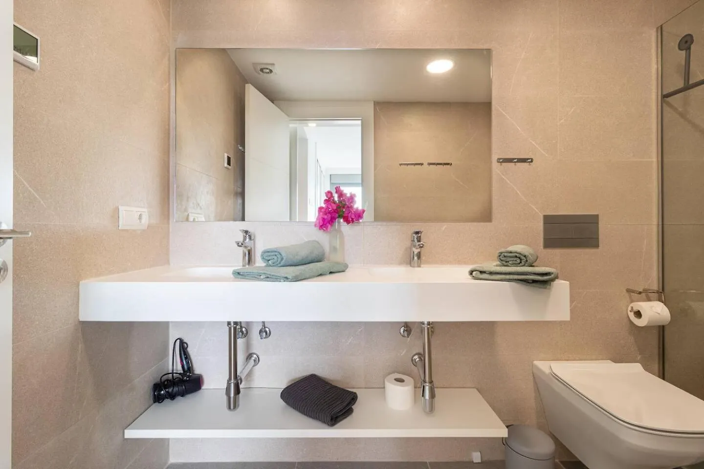 Seaview 3-Bed Flat With 2 Terraces Mijas Pueblo Apartment