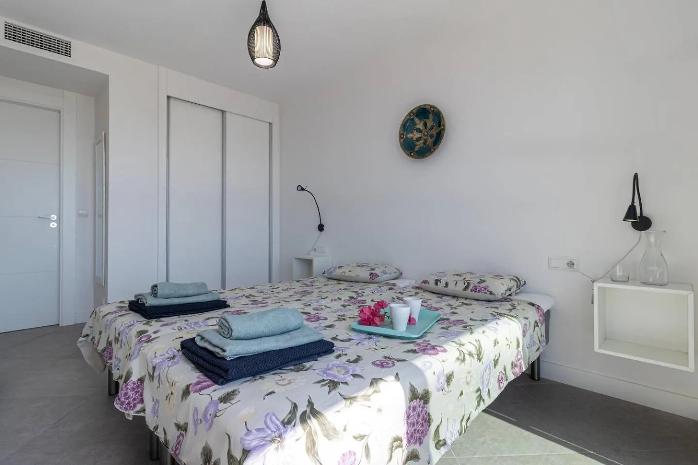 Seaview 3-Bed Flat With 2 Terraces Mijas Pueblo Apartment