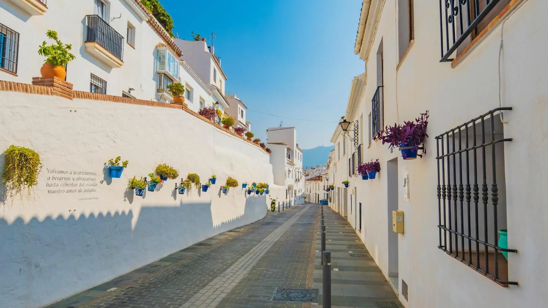 Seaview 3-Bed Flat With 2 Terraces Mijas Pueblo Apartment